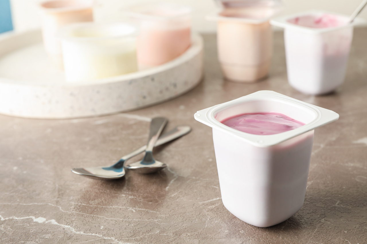 Small yoghurt cups